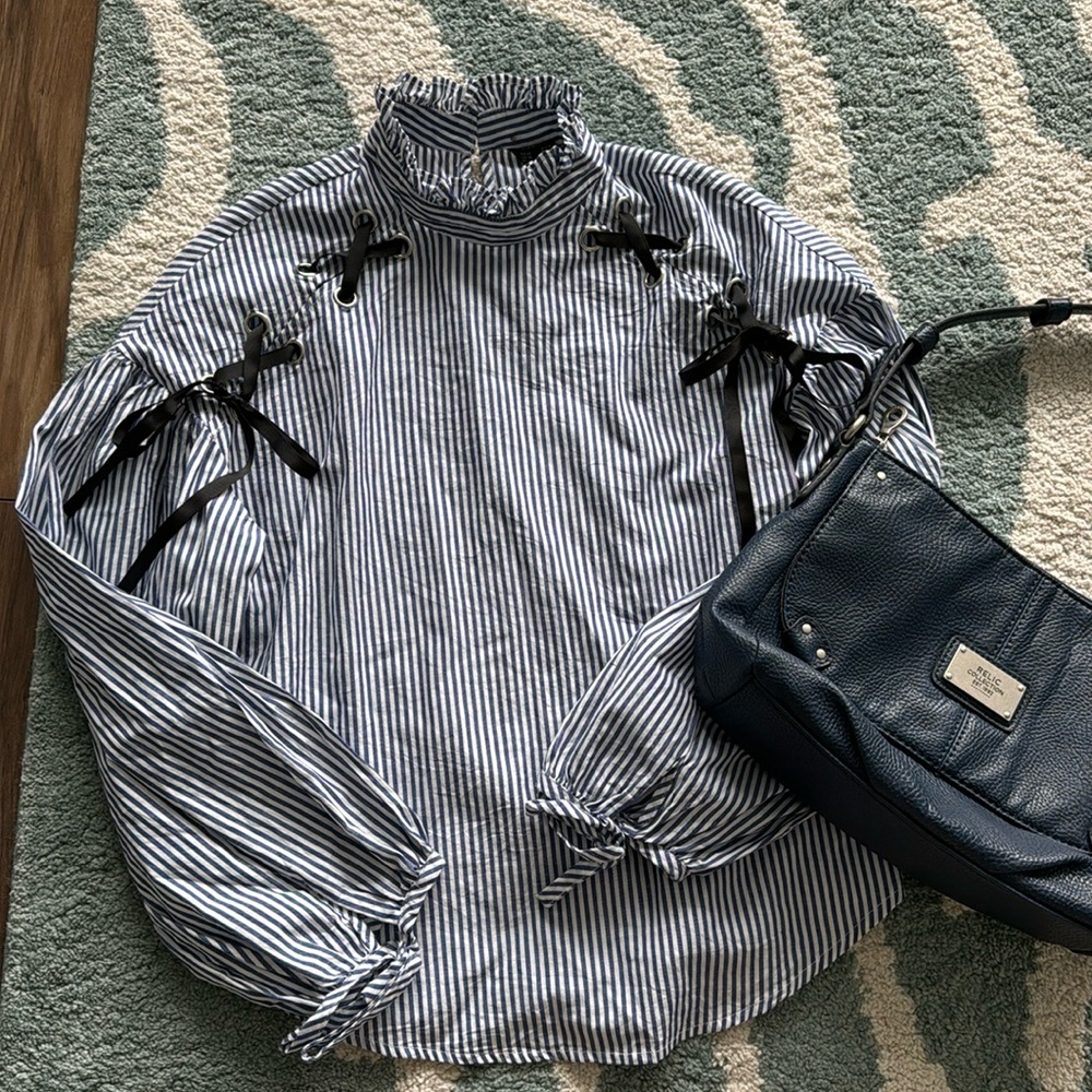 ZARA STRIPED SHIRT WITH RIBBONS XS